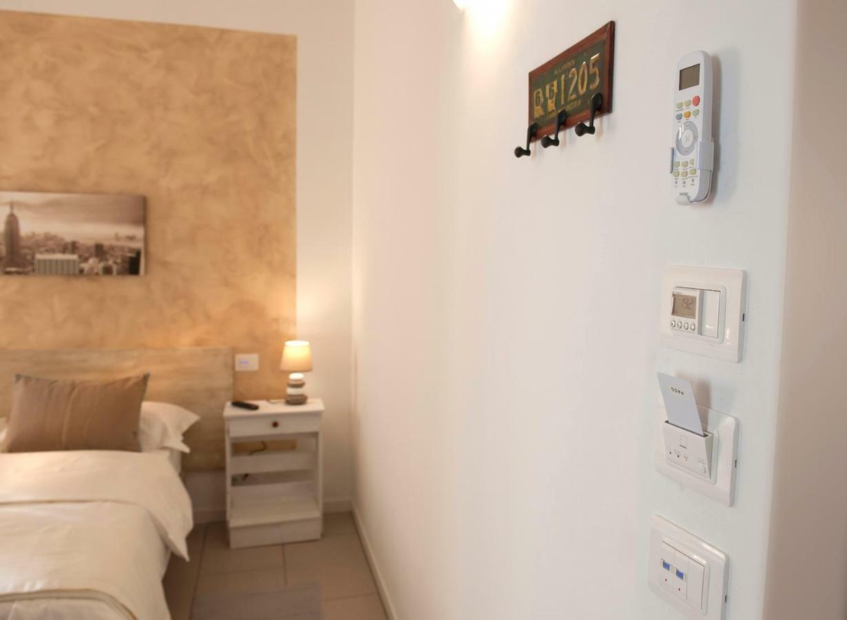 Le Suites - Di Fronte Ospedale Sacro Cuore Negrar Ngoại thất bức ảnh