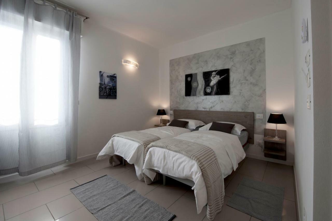 Le Suites - Di Fronte Ospedale Sacro Cuore Negrar Ngoại thất bức ảnh